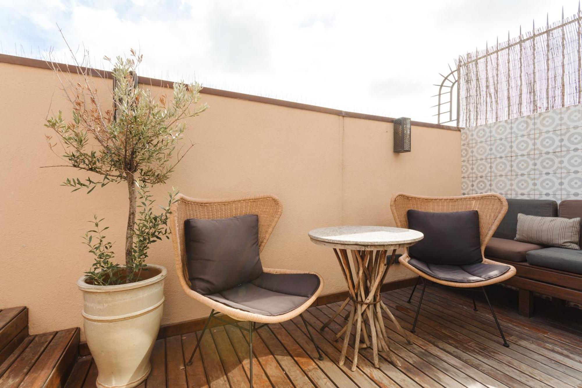 ホテル ドゥ プラカ レイアル ジーアール バルセロナ 部屋 写真 A balcony